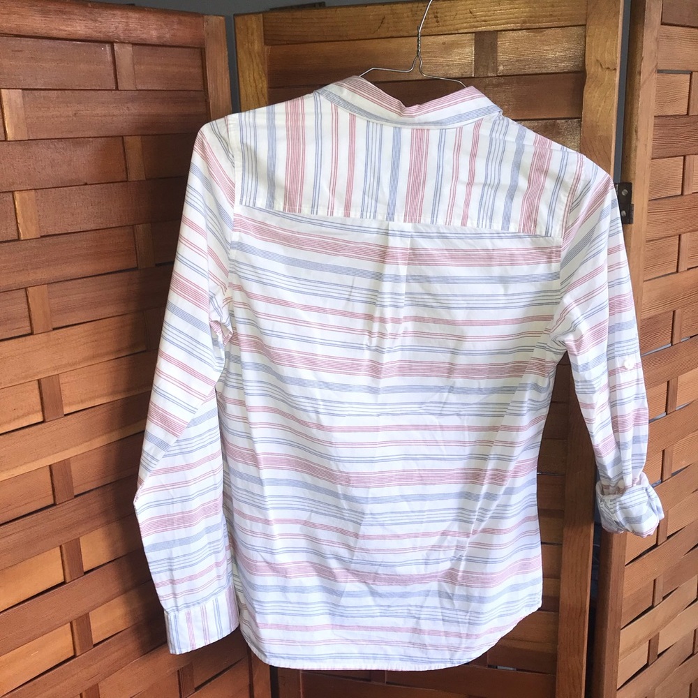 Vineyard Vines red,white,blue blouse (6) - Picture 2 of 6